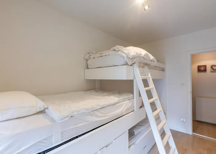 Lecomte - Sunset Walks 108