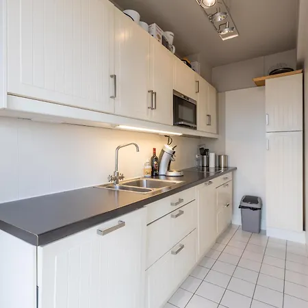 Lecomte - Sunset Walks 108 *